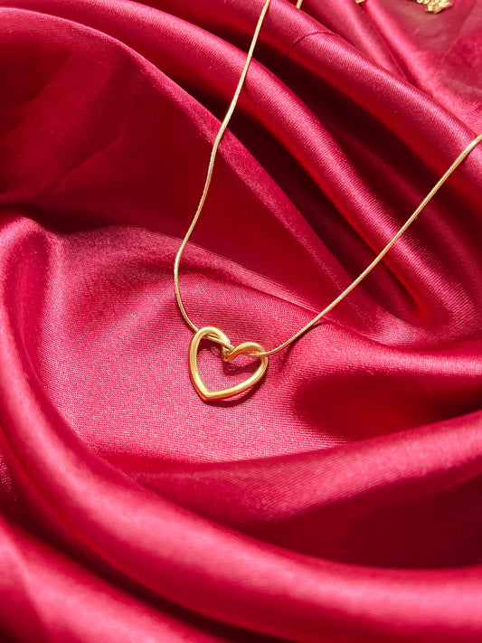 Golden Heart Pendant Necklace | Anti-Tarnish Everyday Luxury