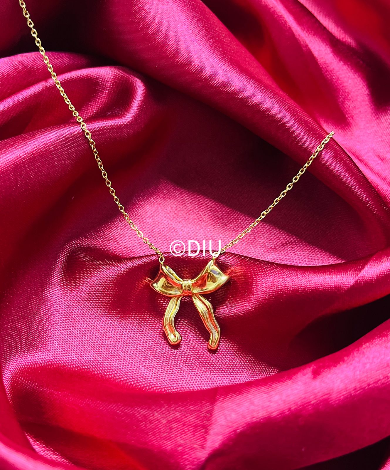 Belle Necklace