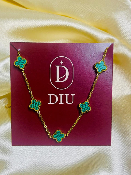 Mini Green Clover Bracelet 🍀