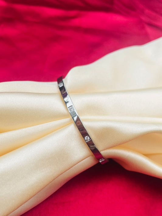 Silver Luxe Kada